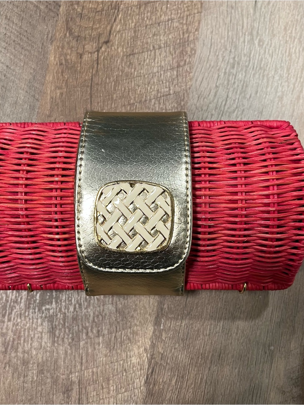 Lilly Pulitzer Pink Wicker Clutch with Gold Accents - Picture 8 of 8
